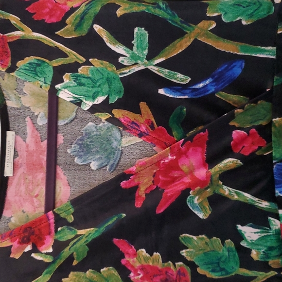 Dress - Picture 3 of 4